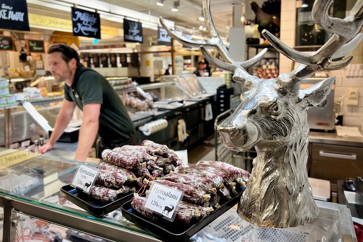 Stockholm Small Group Food Tour with 7 Classic Food Tastings