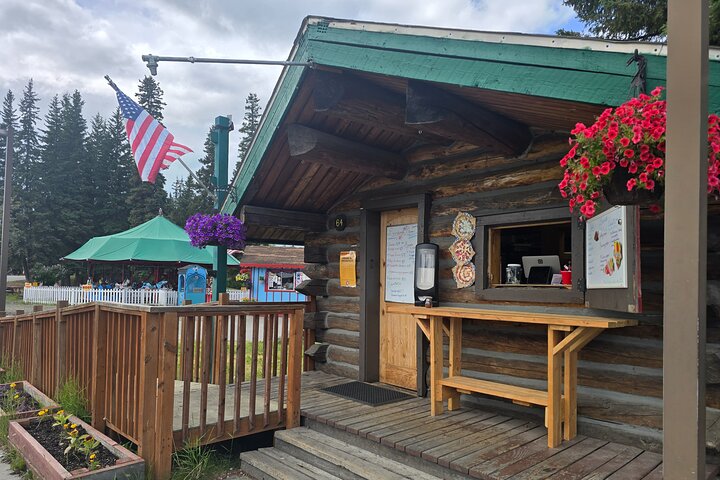 Fairbanks Top City Highlights Tour Summer/Fall