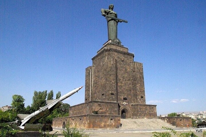 One way Tour from Tbilisi to Yerevan 6 Stop
