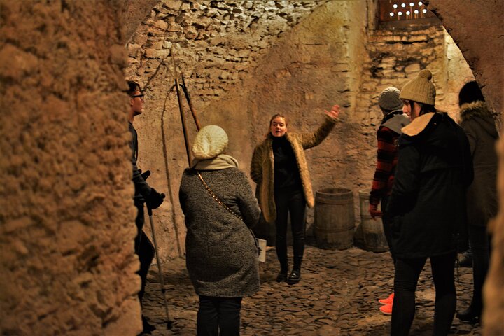 Prague Old Town, Medieval Underground and Dungeon Historical Tour
