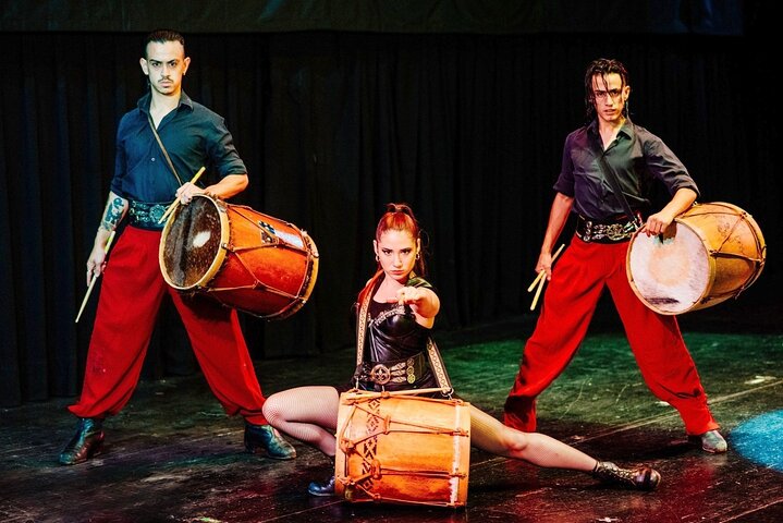Tango Porteño Show with Optional Dinner in Buenos Aires