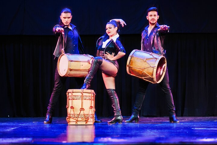 Tango Porteño Show with Optional Dinner in Buenos Aires