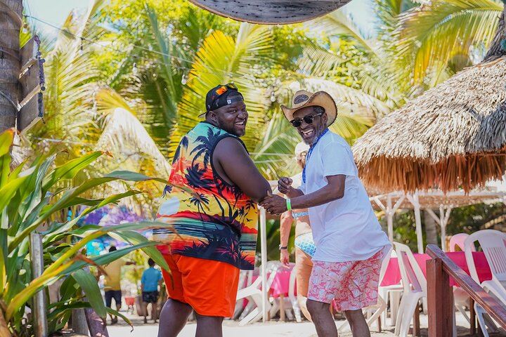 Mazatlan Sightseeing and Beach Activities All Inclusive