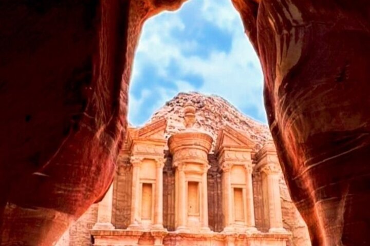 3-Hour Private Petra Tour: Siq, Treasury & Qasr Al-Bint
