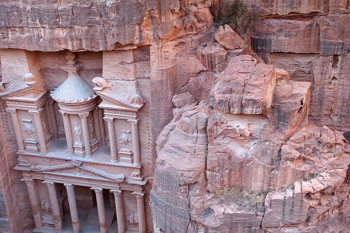 3-Hour Private Petra Tour: Siq, Treasury & Qasr Al-Bint