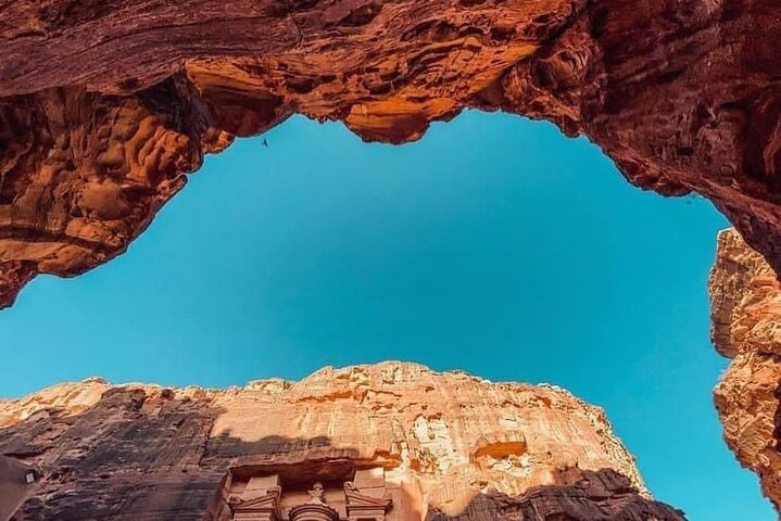 3-Hour Private Petra Tour: Siq, Treasury & Qasr Al-Bint