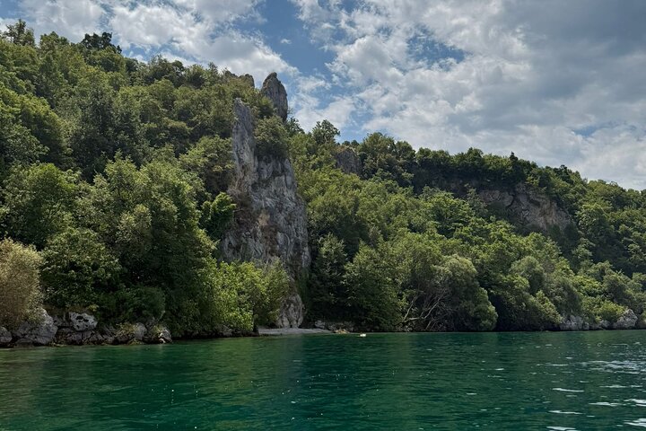Lake Ohrid Kayaking with beach and BBQ Lunch