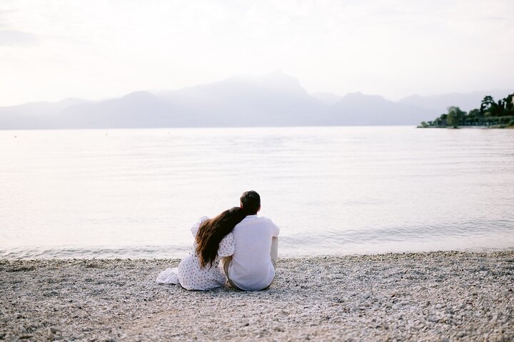 Private Photo Session with a Local Photographer in Lake Garda