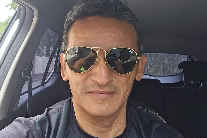 Shared Transfer from Panajachel Atitlan to Guatemala City