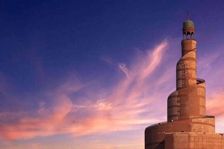 Doha City Tour, Villaggio Mall and Free Gondola Ride