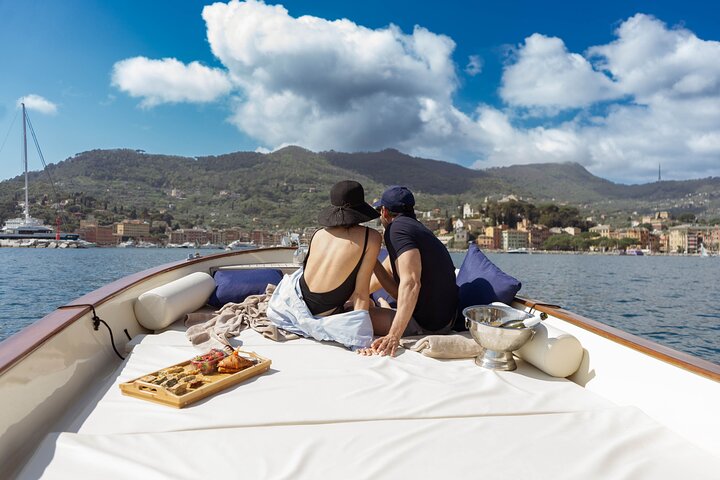 Private Boat Tour of the Portofino Riviera 4 hours