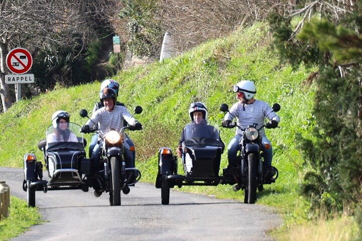Saint Malo and Saint Suliac in Vintage Sidecar with Driver