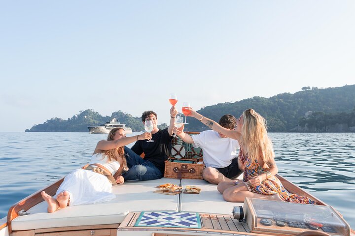 Private Boat Tour of the Portofino Riviera 8 hours
