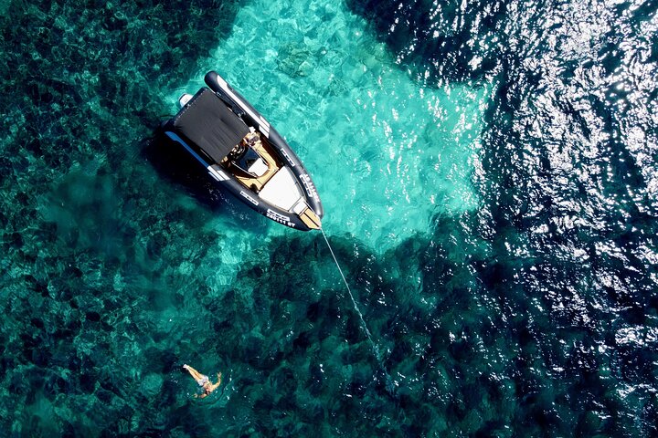 Private boat tour Blue Lagoon and 3 Islands from Trogir or Split