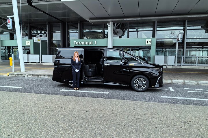 Transfer from Osaka City Hotels to Kansai Airport
