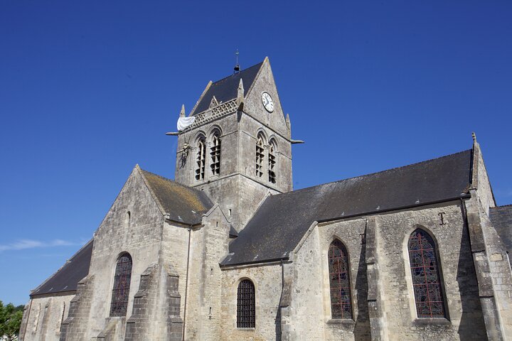 Omaha, Utah, Sainte-Mere-Eglise - Follow in the GIs' footsteps
