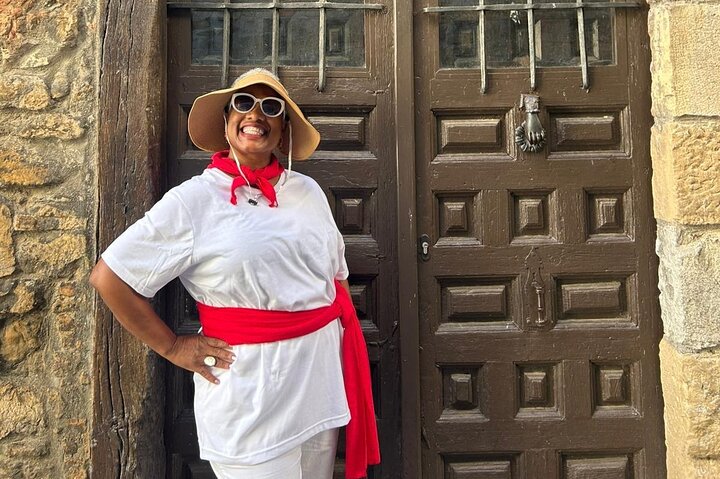 VIP San Fermin : Balcony in Estafeta, Churros y Gigantes