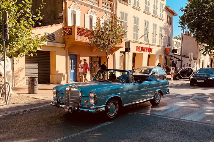Saint Tropez and Port Grimaud Full Day Sightseeing Tour