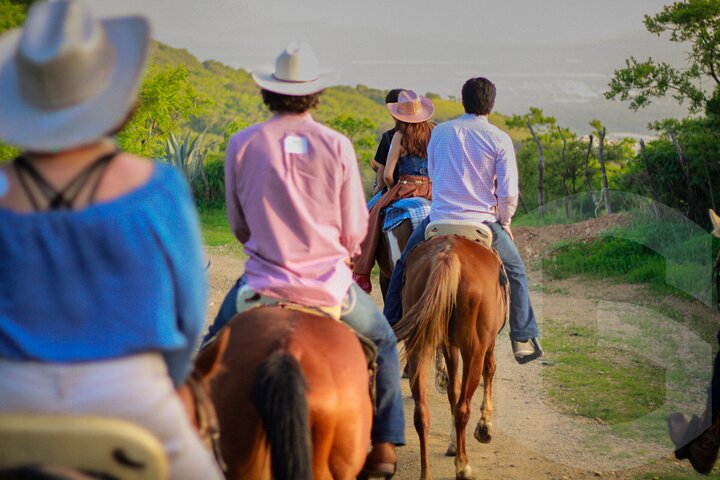 Horseback Riding in the Guanajuato Hills