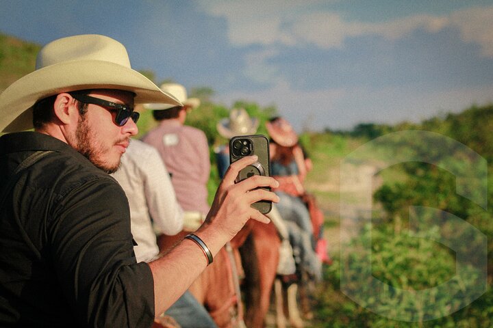 Horseback Riding in the Guanajuato Hills