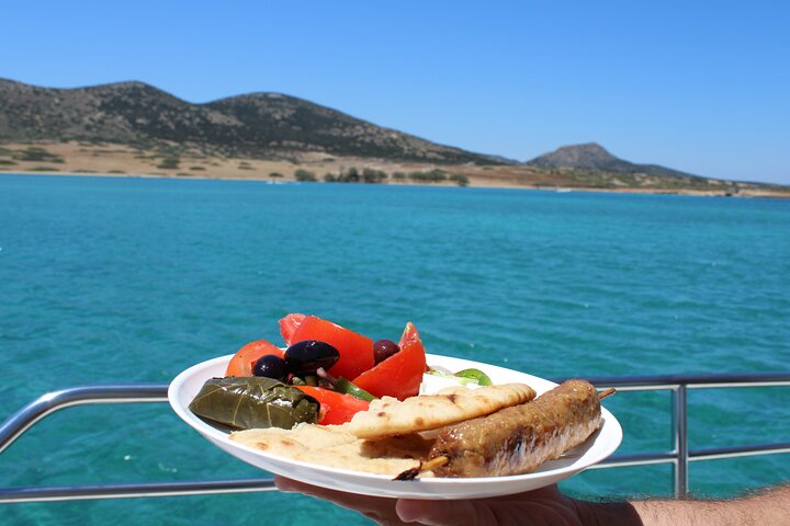 Half Day Cruise Explore Paros Antiparos and Despotiko