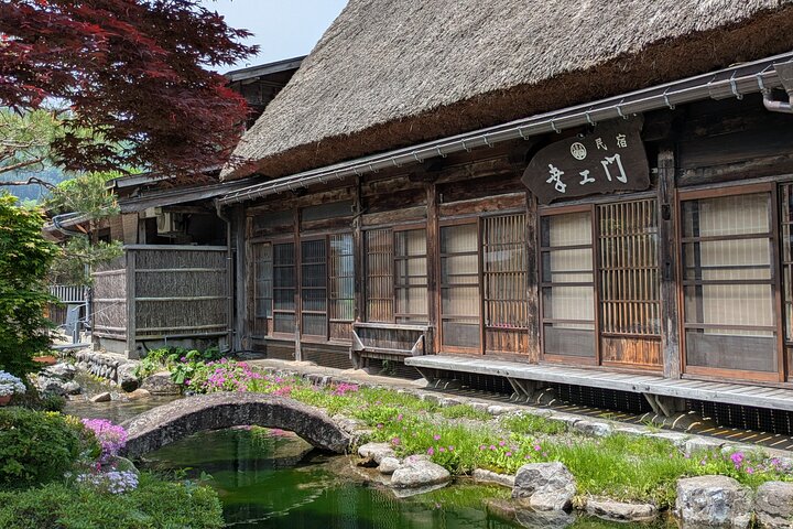 Takayama & Shirakawa-go Private Tour – Guide & Car from Nagoya