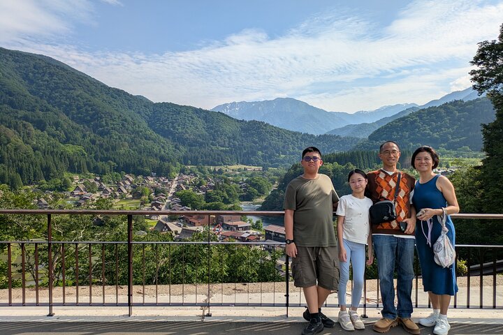 Takayama & Shirakawa-go Private Tour – Guide & Car from Nagoya