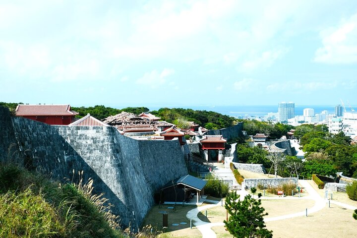 Shurijo Castle & Royal Mausoleum Tour – Ryukyu Kingdom Heritage