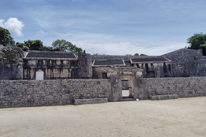 Shurijo Castle & Royal Mausoleum Tour – Ryukyu Kingdom Heritage