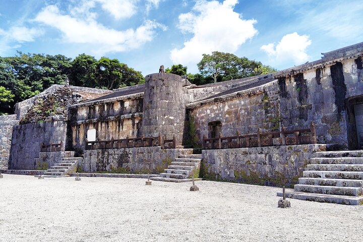 Shurijo Castle & Royal Mausoleum Tour – Ryukyu Kingdom Heritage