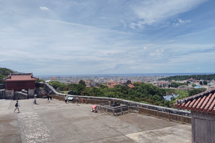 Shurijo Castle & Royal Mausoleum Tour – Ryukyu Kingdom Heritage