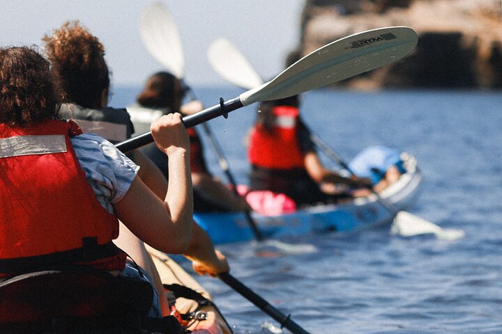Budva Bay: Kayak & SUP Tour to Coastal Caves