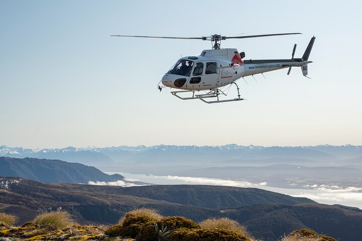 Taste of Fiordland // Helicopter Scenic Flight from Te Anau