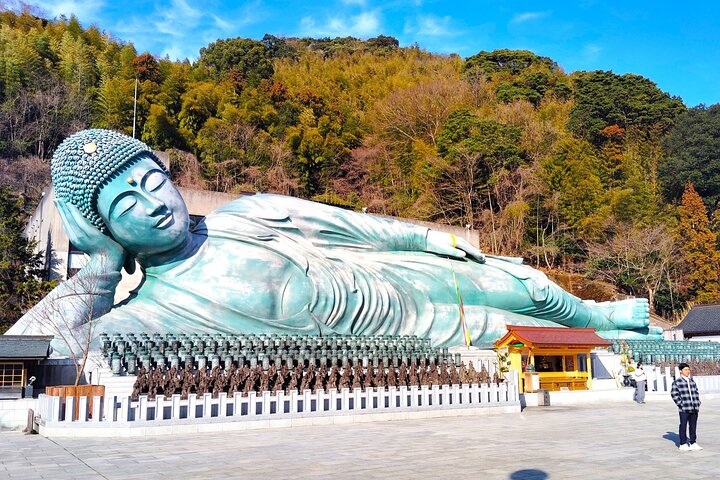 Fukuoka & Hakata Private Custom Tour with Optional Port Pickup