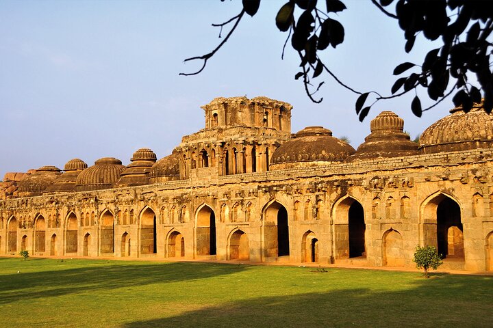 Hampi/Chitradurga/Badami/Aihole/Pattadkal from Bangalore in 3days