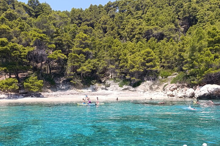 Private Boat Tour To Pakleni Islands and Red Rocks
