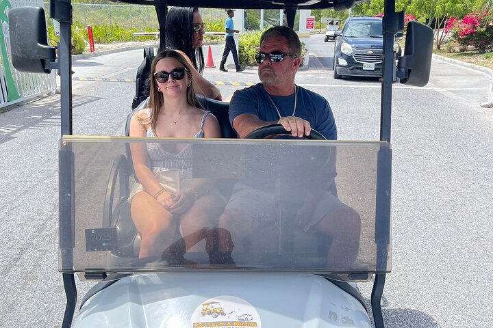 PRJ Golf cart rental in Grand Turk