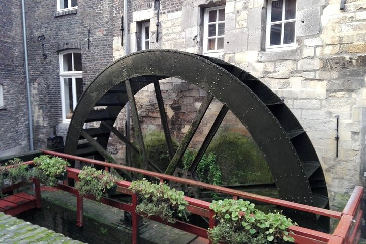 Maastricht Highlights Half Day Private Walking Tour