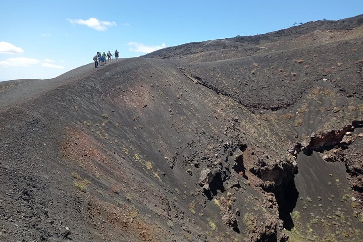 Etna Jeep OffRoad Tour: Lava Flows,Etna Wines,Lunch at 6,561 ft