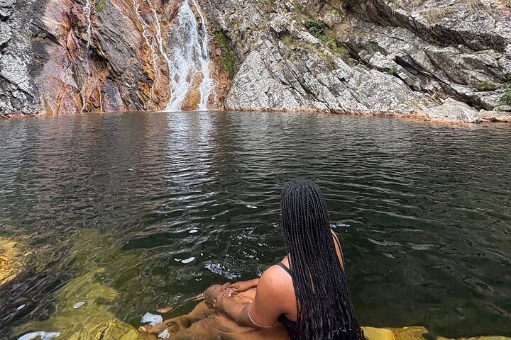 2 Day Private Tour to Waterfalls and Chimpanzee Trekking