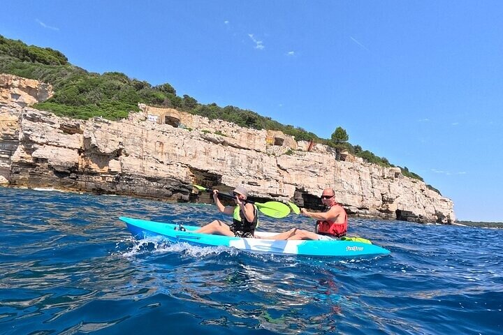Pula Kayak Tour: Hidden Beaches, Snorkeling & Cliff Jump