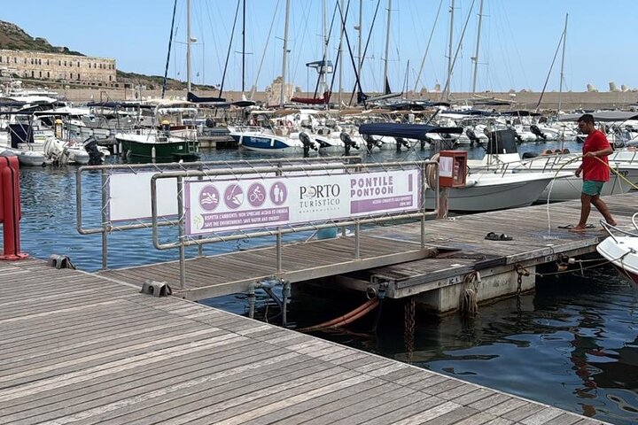 3 Hour Group Tour by Boat to the Caves of Santa Maria di Leuca