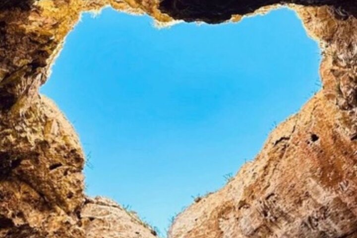 3 Hour Group Tour by Boat to the Caves of Santa Maria di Leuca
