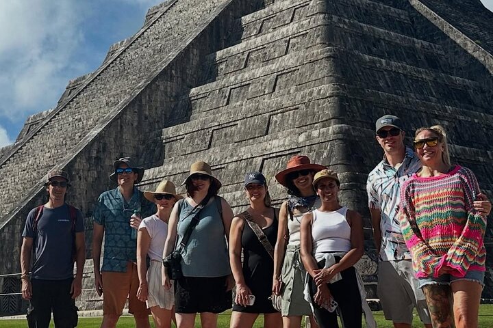 Chichén Itzá Tour with an Expert Guide from Valladolid
