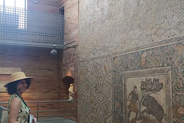 Tour of the Secrets of the Roman Museum