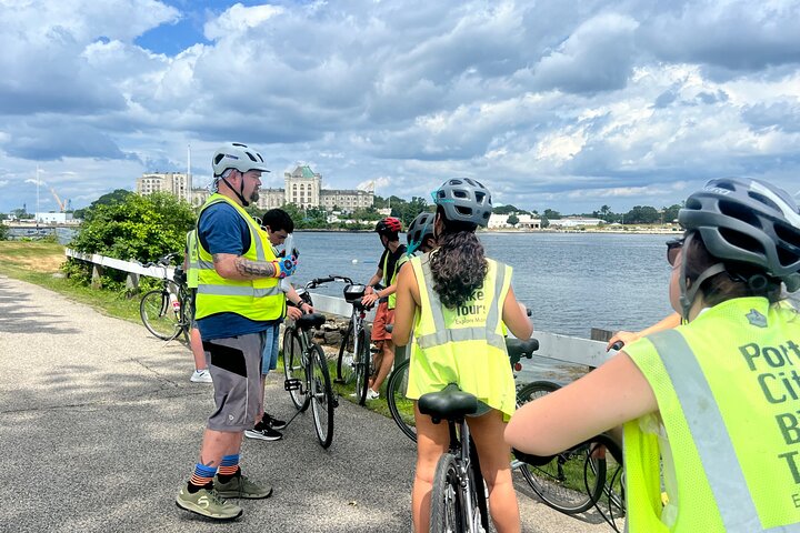 Islands & Harbor Bike Tour-Sightseeing + Exploring Must-See Sites