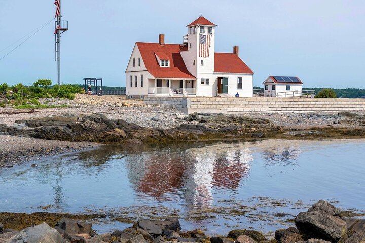 Islands & Harbor Bike Tour-Sightseeing + Exploring Must-See Sites
