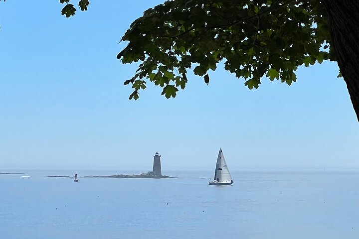 Islands & Harbor Bike Tour-Sightseeing + Exploring Must-See Sites