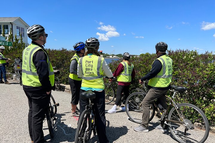 Islands & Harbor Bike Tour-Sightseeing + Exploring Must-See Sites