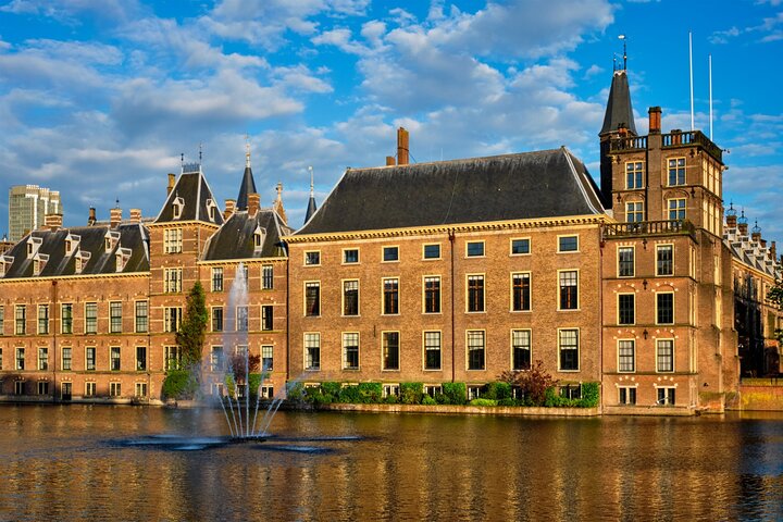 Explore The Hague in 60 minutes with a Local